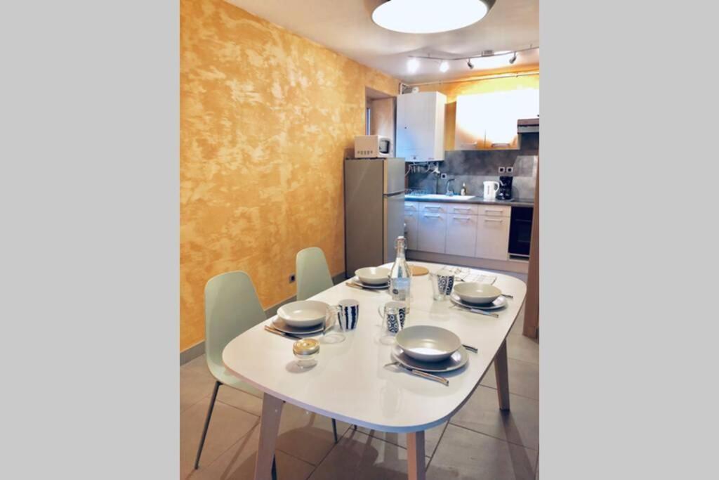 Апартаменты F3 - Neuf - 4/6 P - Lits King Size - Wifi - Cour Le Puy-en-Velay Экстерьер фото